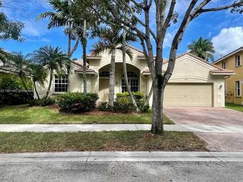 1258 Crossbill Ct, Weston, FL 33327