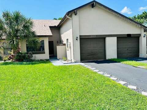 8203 NW 100th Dr, Tamarac, FL 33321