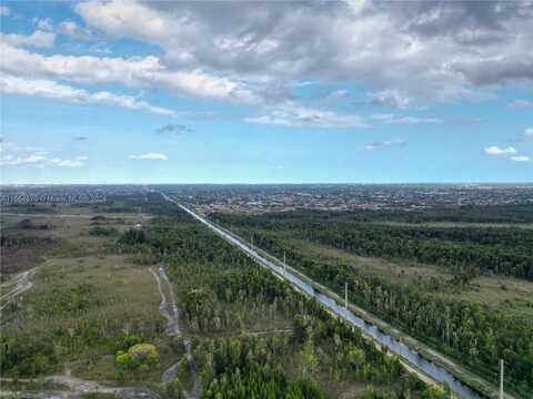 172 Ave SW 38-39 St, Miami, FL 33185