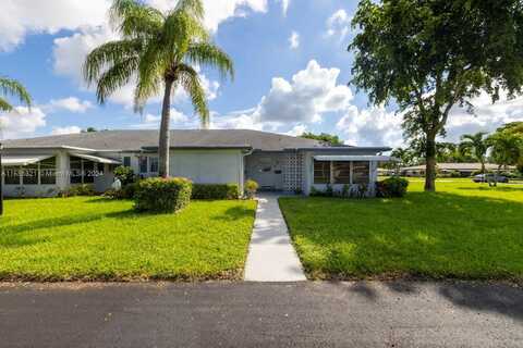 1110 W Circle Ter W, Delray Beach, FL 33445