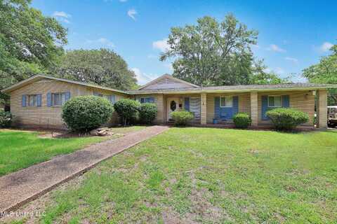 5856 Medallion Drive, Jackson, MS 39211