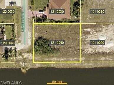 800 Denis, LEHIGH ACRES, FL 33971