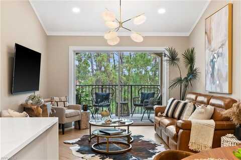 1250 Wildwood Lakes, NAPLES, FL 34104