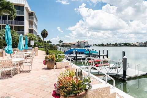 3450 Gulf Shore, NAPLES, FL 34103