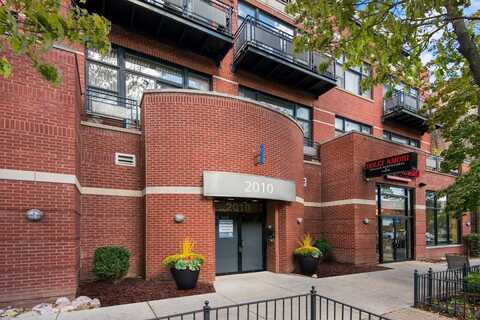 2010 W Pierce Street, Chicago, IL 60622