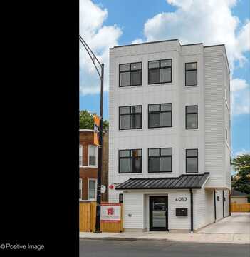 4013 N Pulaski Road, Chicago, IL 60641