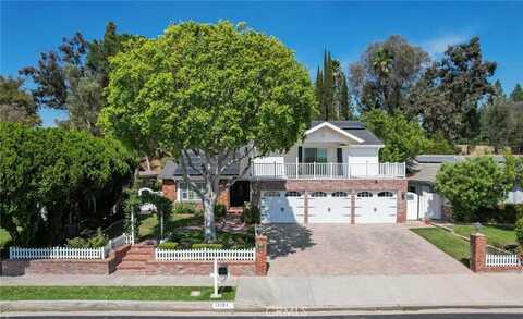 17101 Gledhill Street, Northridge, CA 91325