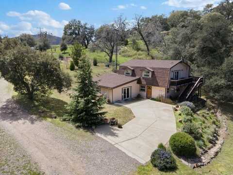 27369 Bobcat Trail, Santa Ysabel, CA 92070