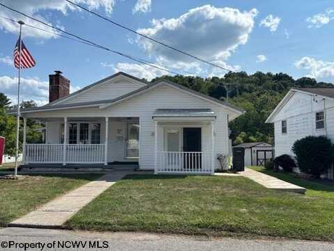 24 Reger Avenue, Buckhannon, WV 26201