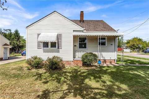 17209 Holly Hill Drive, Cleveland, OH 44128