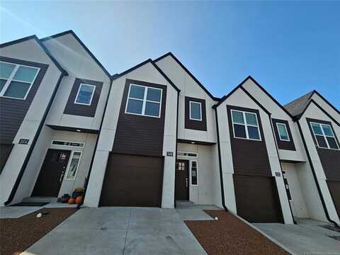 3416 Redbud Lane, Tulsa, OK 74131