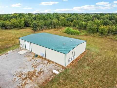 10044 251 Street, Beggs, OK 74421