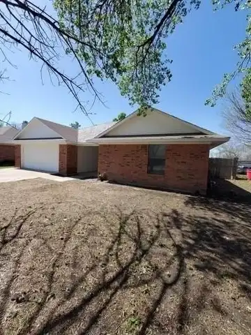 2045 Laney Drive, Sanger, TX 76266