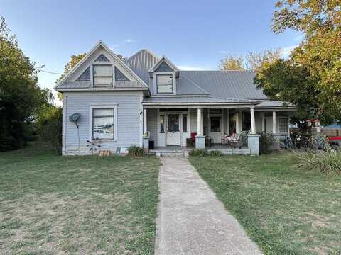 225 E Archer Street, Jacksboro, TX 76458