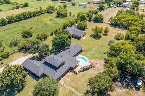 2277 Floyd Hampton Road, Crowley, TX 76036