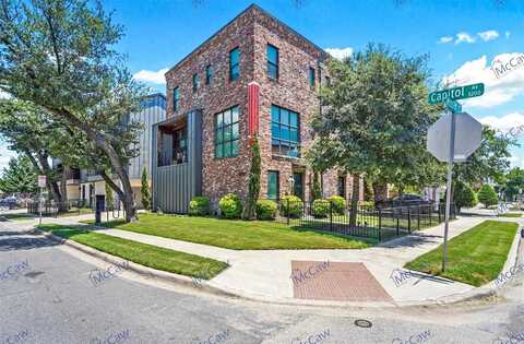 5202 Capitol Avenue, Dallas, TX 75206