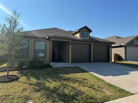 8409 Smokey Creek Pass, Fort Worth, TX 76179