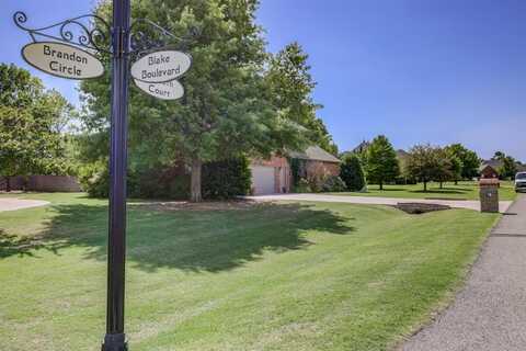 308 Lysbeth Court, Washington, OK 73093