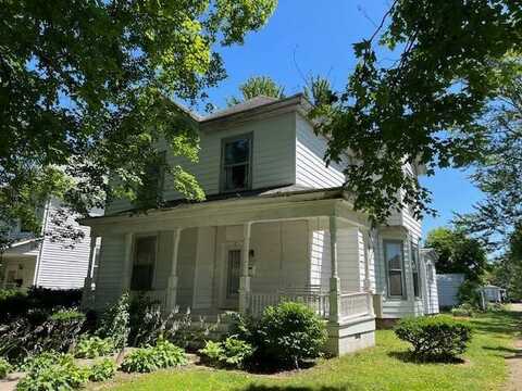 301 N. Pear Street, Mount Carmel, IL 62863