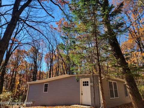 1412 Johns Road, Effort, PA 18330