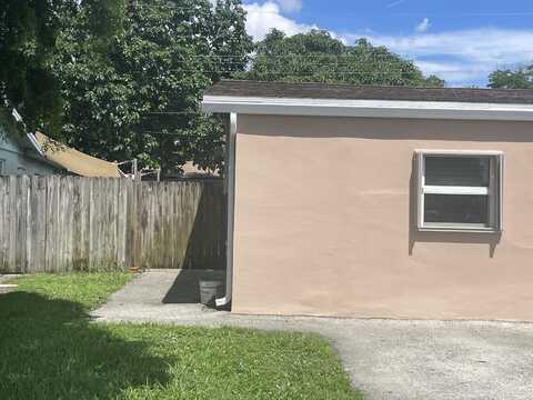 1531 NE 30 Street, Pompano Beach, FL 33064