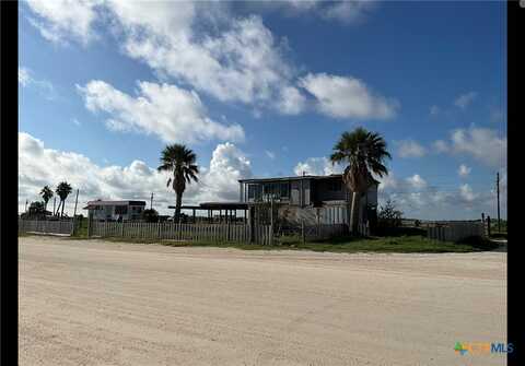 587 N Ocean Drive, Port Lavaca, TX 77979