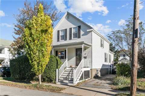 37 Thurston Avenue, Newport, RI 02840