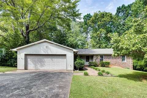 1935 Greenwood Road, Asheboro, NC 27203