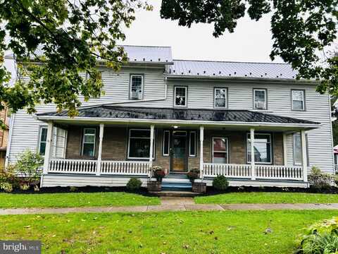 220 W AARON SQUARE, AARONSBURG, PA 16820