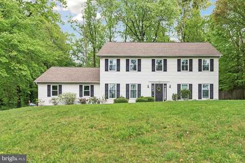 220 BLACK HORSE ROAD, CHESTER SPRINGS, PA 19425