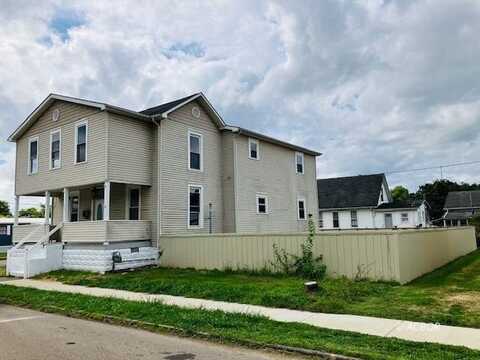 693 S. Second Ave, Middleport, OH 45760