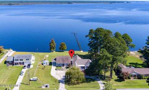 2122 Neuse Cliffs Drive, New Bern, NC 28560