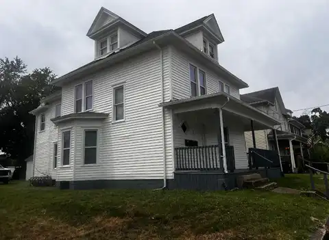 51 E North Street, Newark, OH 43055