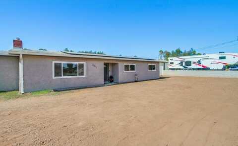 2061 Raymond Avenue, Ramona, CA 92065