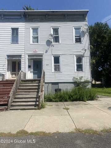 647 2nd Street, Albany, NY 12206