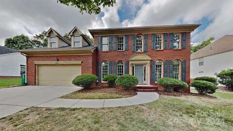 7319 Ridgefield Drive, Charlotte, NC 28269