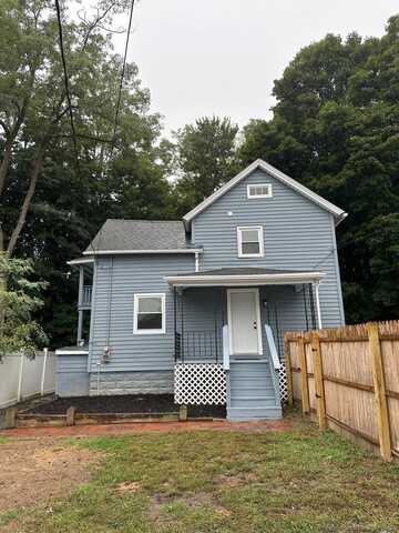 17 Woodbine Street, Torrington, CT 06790