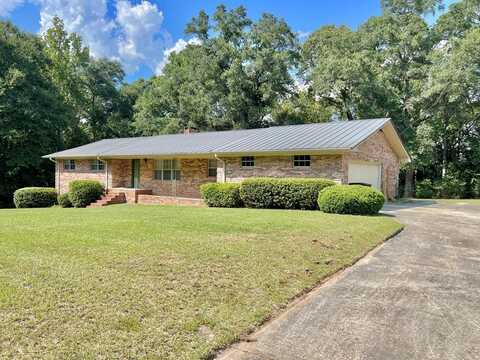 702 Hemlock Avenue, Geneva, AL 36340