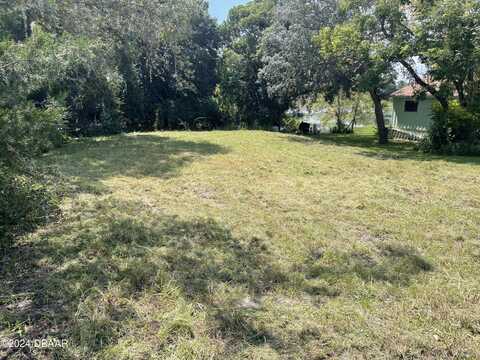 239 Angeles Road, DeBary, FL 32713