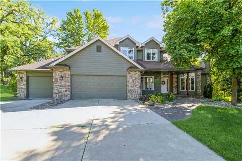 6917 Capitol View Court, Johnston, IA 50131