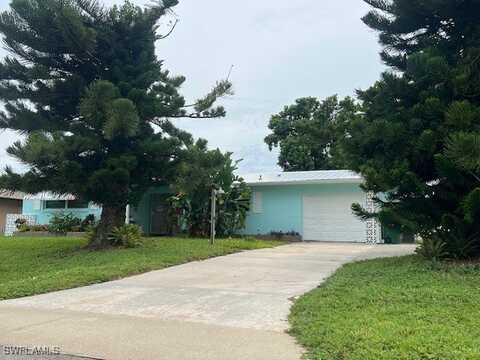 1018 SE 43rd Terrace, Cape Coral, FL 33904