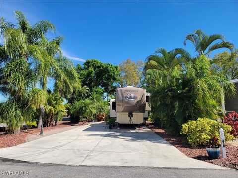 5761 Brightwood Drive, Fort Myers, FL 33905