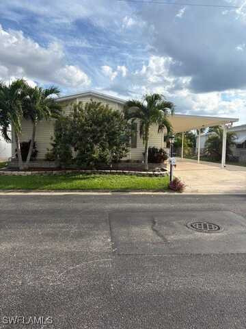 5506 Melli Lane, North Fort Myers, FL 33917