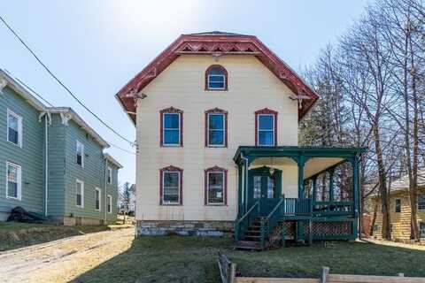 97 CLASSIC ST, HOOSICK FALLS, NY 12090