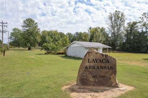 6 S River RD, Lavaca, AR 72941