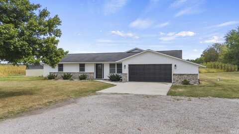 6140 N 550 E, Churubusco, IN 46723