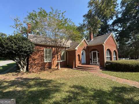 405 S Kennedy, Metter, GA 30439