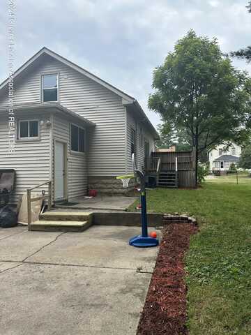 229 W Gier Street, Lansing, MI 48906