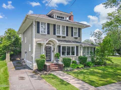 2 Philadelphia Avenue, West Pittston, PA 18643