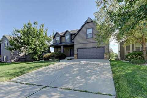 18645 W 165th Terrace, Olathe, KS 66062